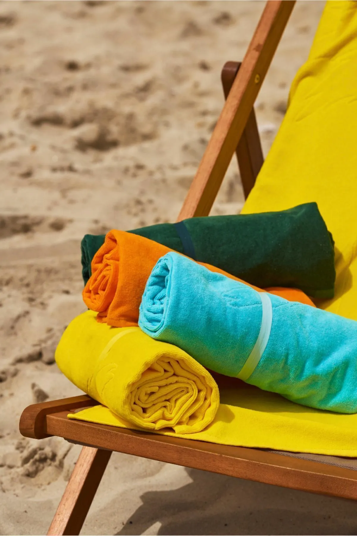 Red Palm Antibakteriyel Sarı Plaj Havlusu, %100 Pamuk Hafif, Hızlı Kuruma, Pratik Taşıma, 70 X 140 Cm